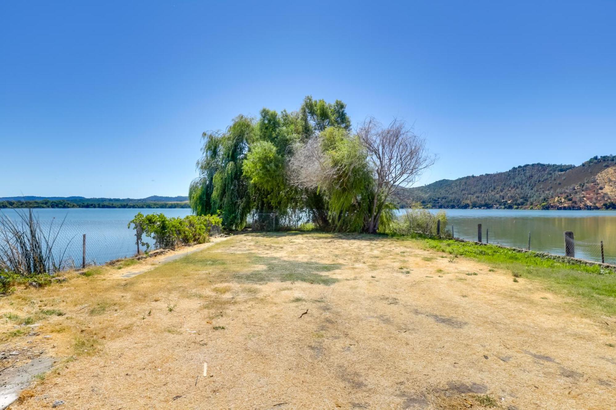 End Unit With Clear Lake Access In Norcal! Apartamento Clearlake Exterior foto